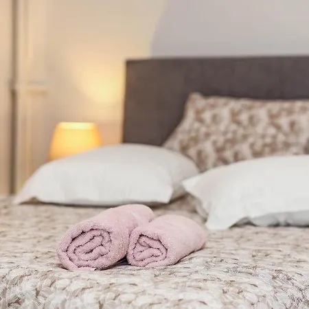 Apartman Politis' Home! *